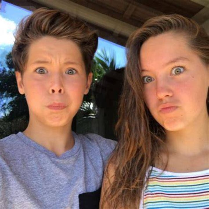 Are peyton and caleb coffee twins?