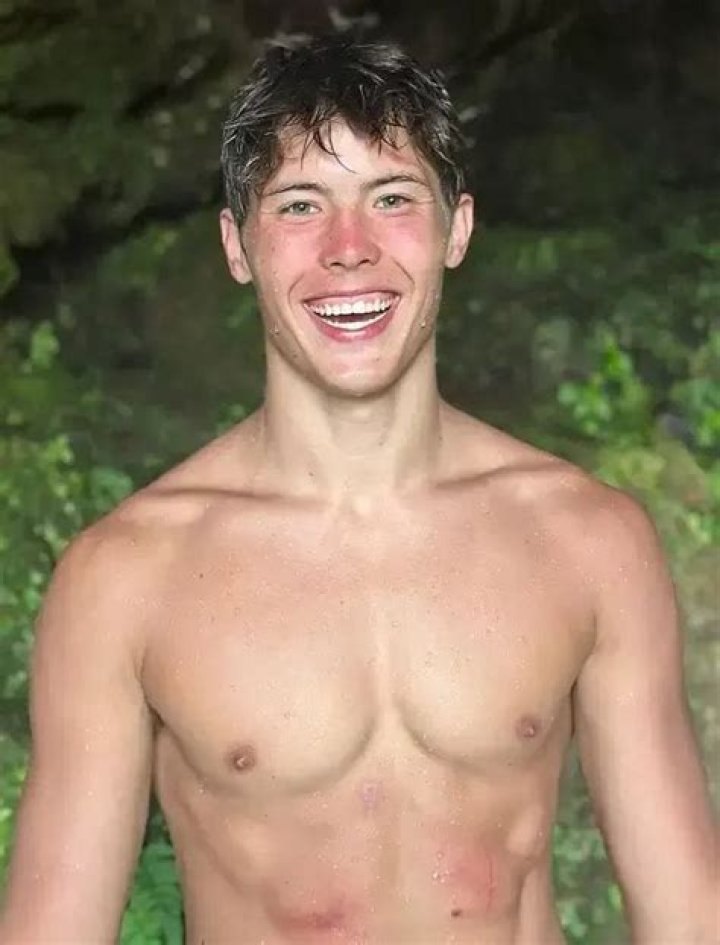 Whos peyton coffee's brother?